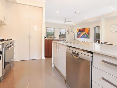 4 Park Avenue, Alderley