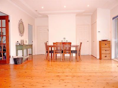 82 Stoney Creek Rd, Beverly Hills