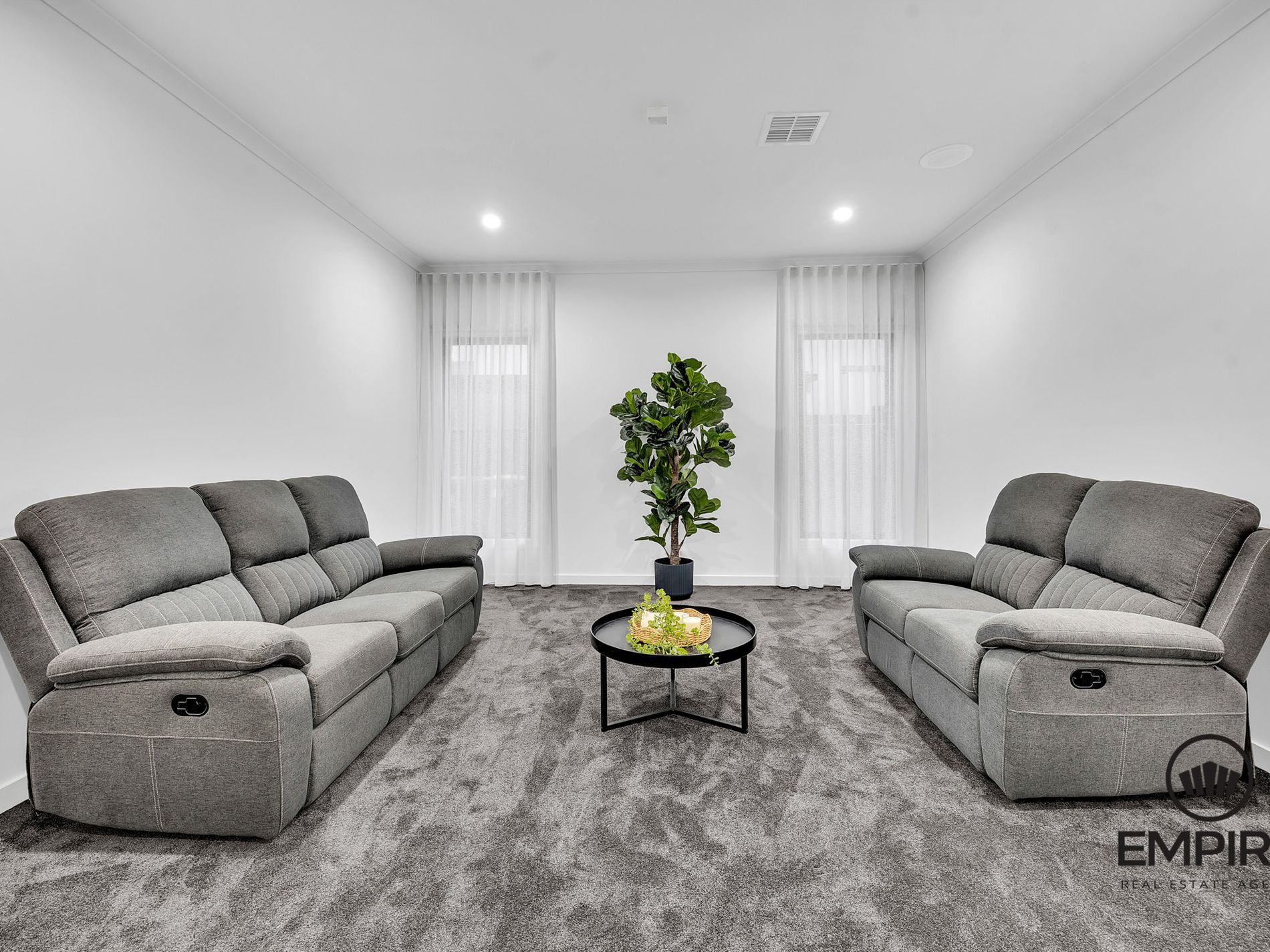 45 Stonefox Circuit, Clyde North