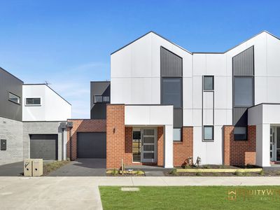 11 Timetable Street, Mambourin