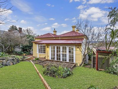 16 Stone Street, West Launceston