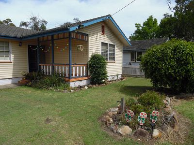 17 Markham, Holsworthy