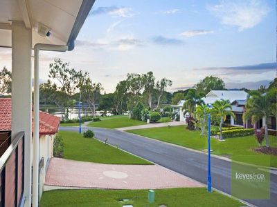 6 Lord Howe Promenade, Douglas
