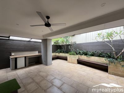 73A Parkway Road, Bibra Lake
