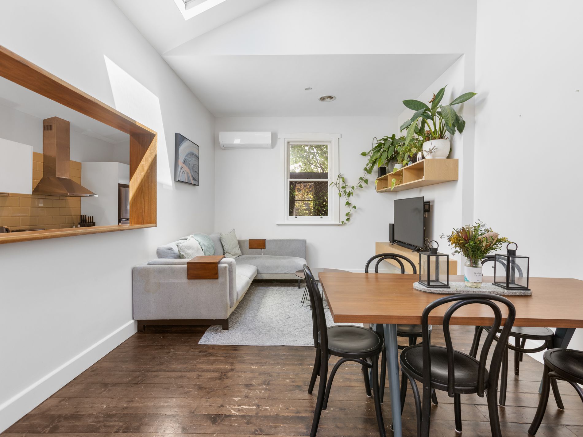 39 Robbs Road, West Footscray