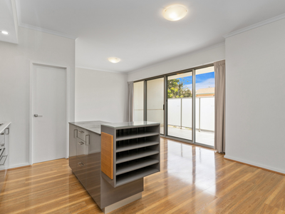 10 / 35 Wellington Street, East Perth