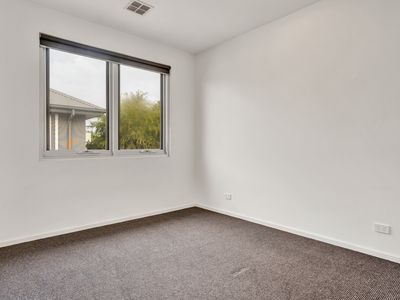 2 / 2A Peel St, Newport