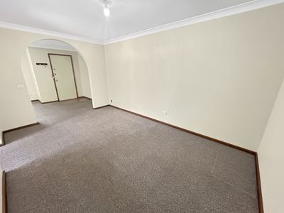 2B Rivergum Place, Dubbo