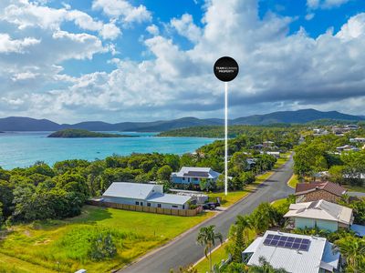 94 Gloucester Avenue, Hideaway Bay