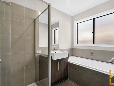 127 Stanmore Crescent, Wyndham Vale