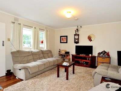 4/12 Edmund way, Calista