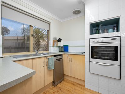 5A Eccles Place, Hannans