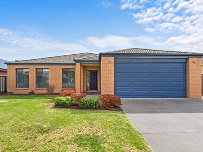14 Thornley Court, Sale