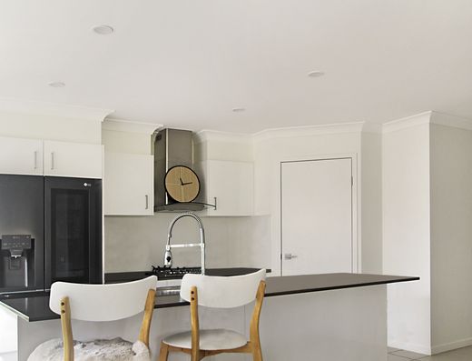 Great location - elevated home image 2
