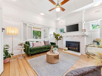 3 Spring St, Frankston