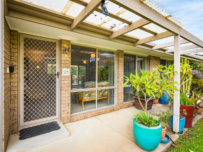 25 / 11 Payne Street, Narooma