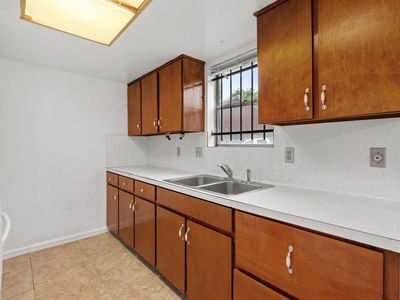 5107 Bungalow Lane, Houston, TX, International