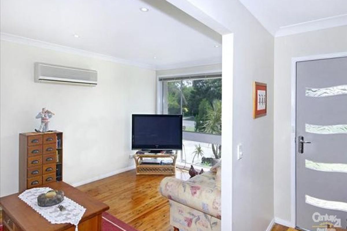 7 Bayline Drive, Point Clare