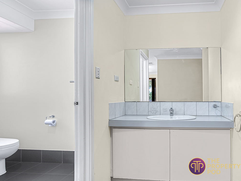 33 Redheart Drive, Thornlie