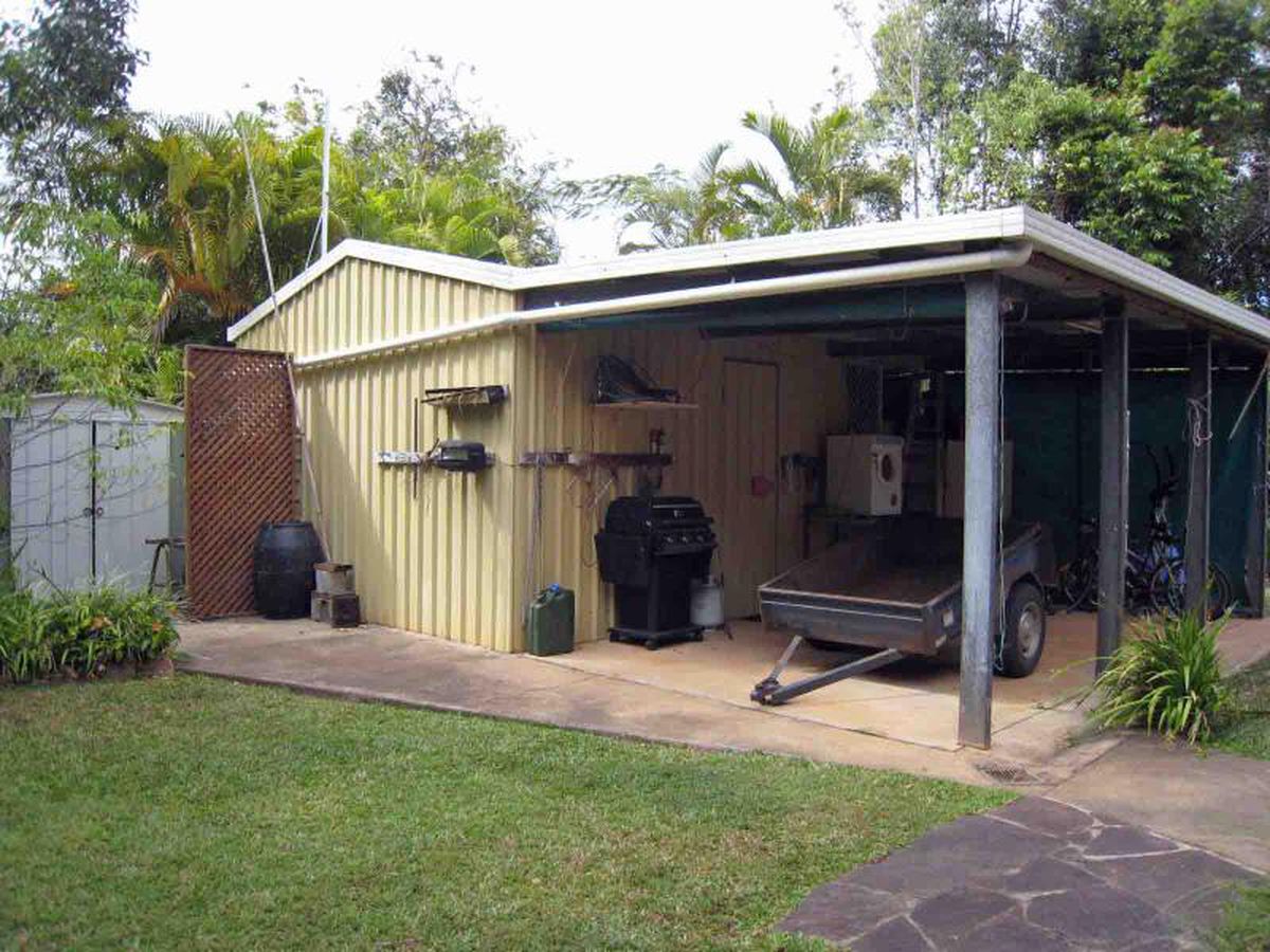 8 Vance Close, Yungaburra