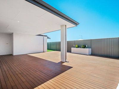 7 Persian Street, Eglinton