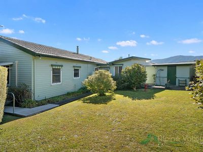 14 Beauty Avenue , Mount Beauty