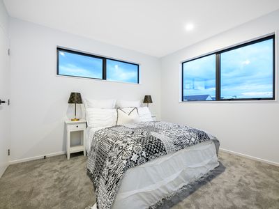 11 Hea Road, Hobsonville