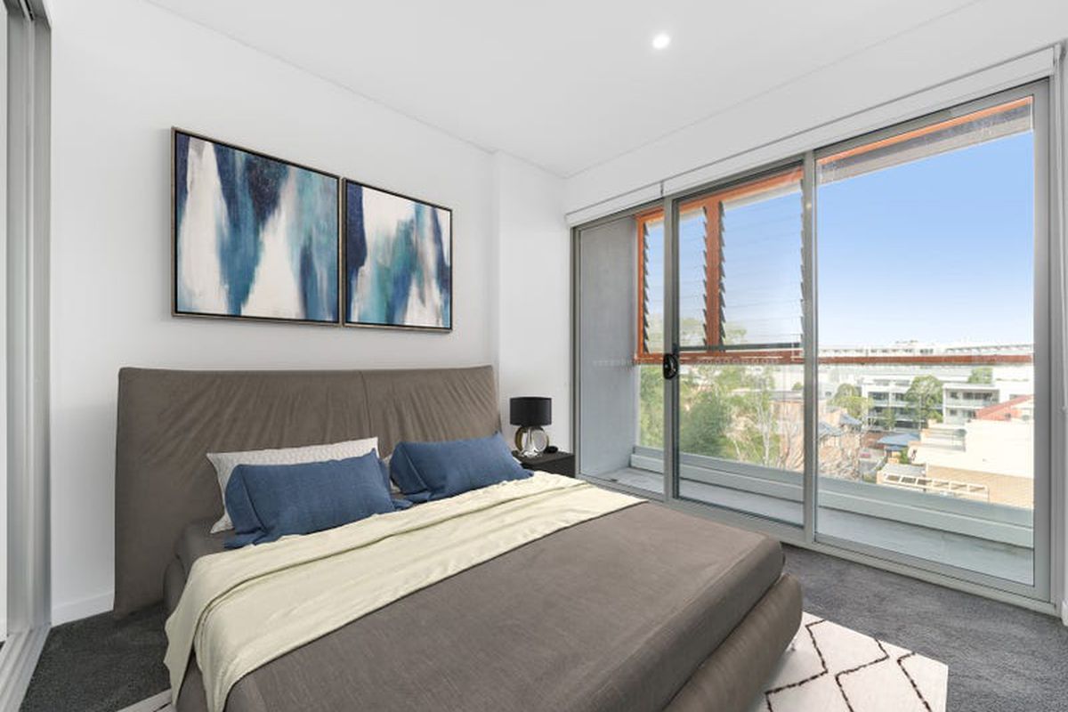 401 / 19-23 Short Street, Homebush