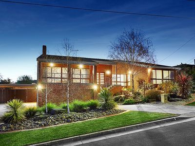 8 Maher Court, Werribee