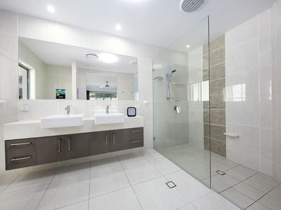 18 Cooroibah Crescent, Tewantin