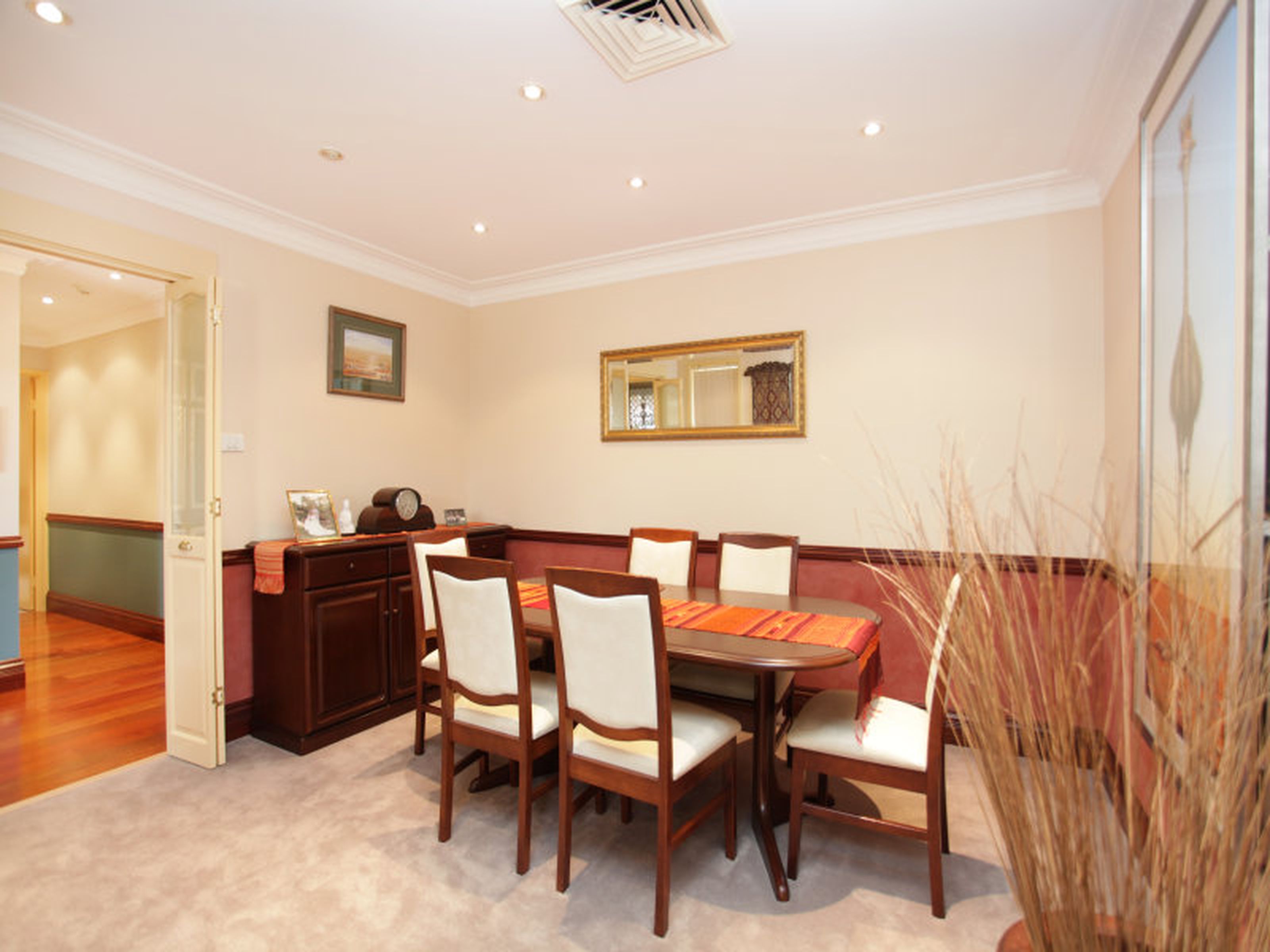 2 Esson Place, GLENMORE PARK