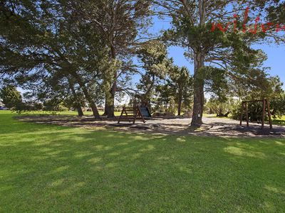 2 Keith Court, Woodcroft