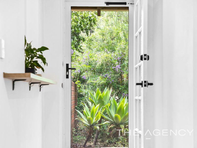 1 / 28 Allerton Way, Booragoon