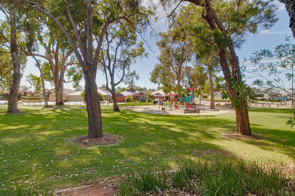 11 Curlewis Drive , Baldivis