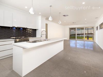 11 KESTREL CIRCUIT, Wodonga