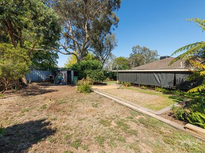 532 MOFFAT STREET, Lavington