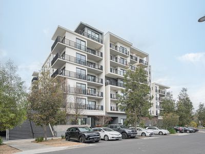 410 / 12 Olive York Way, Brunswick West