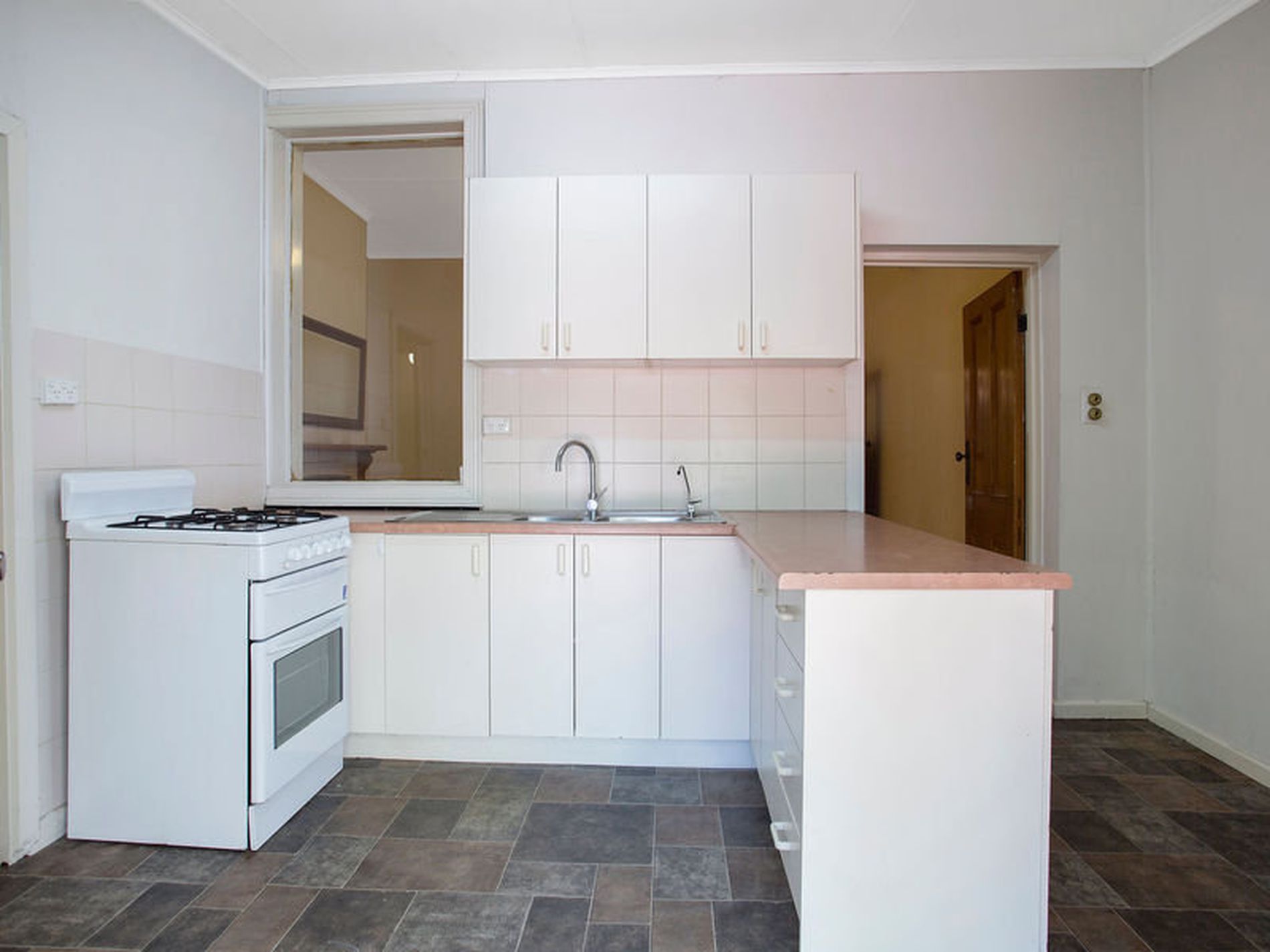 7 Ronald Street, Thebarton