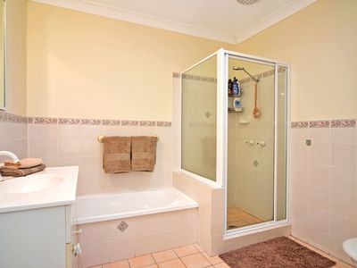 2 / 3 Tammar Place, Blackbutt