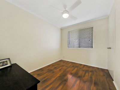 16 Magdalene Street, Wynnum West