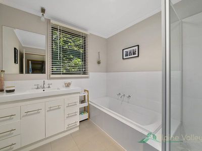 13 Kiewa Valley Highway, Tawonga South