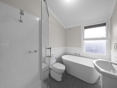 9 Freeburgh Avenue, Mount Beauty