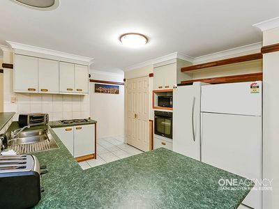 49 Macquarie Cct, Forest Lake