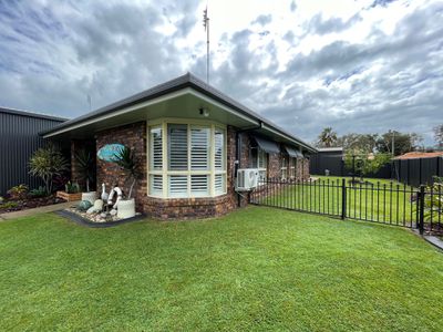 9 Limpus Street, Urangan