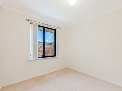 20 / 7 Lester Drive, Thornlie