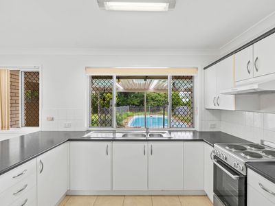 16 Falstaff Street, Sunnybank Hills