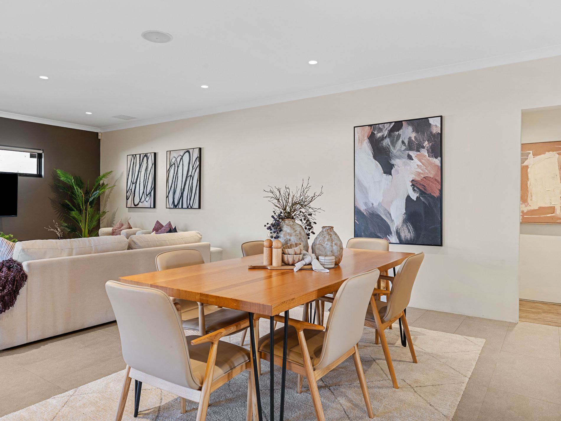 404 Kingsway, Landsdale