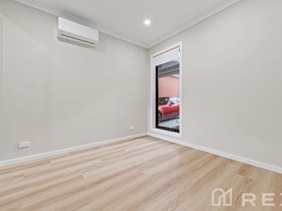 2 / 8 Landhill Court, Hallam