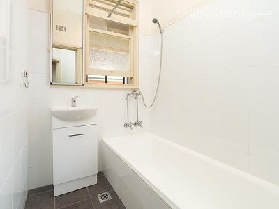 2 / 424 KOTTHOFF STREET, Lavington