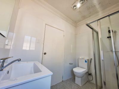 32 Broughton Street, Old Guildford